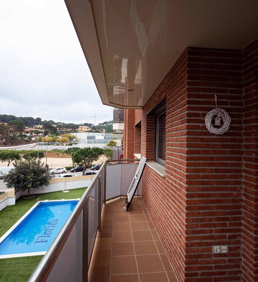 יורט דה מאר Two Bedroom Stylish Studio, 5 Minutes Walk From The Beach מראה חיצוני תמונה
